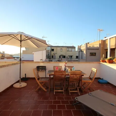 Townhouse 200mts From Seabeach Holiday home